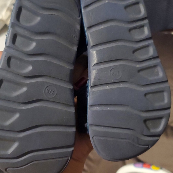 Baby gap 7/8 sandal - Picture 2 of 2